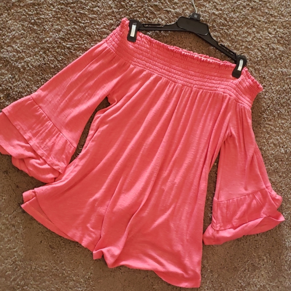 🛍Boho cold shoulder shirt
